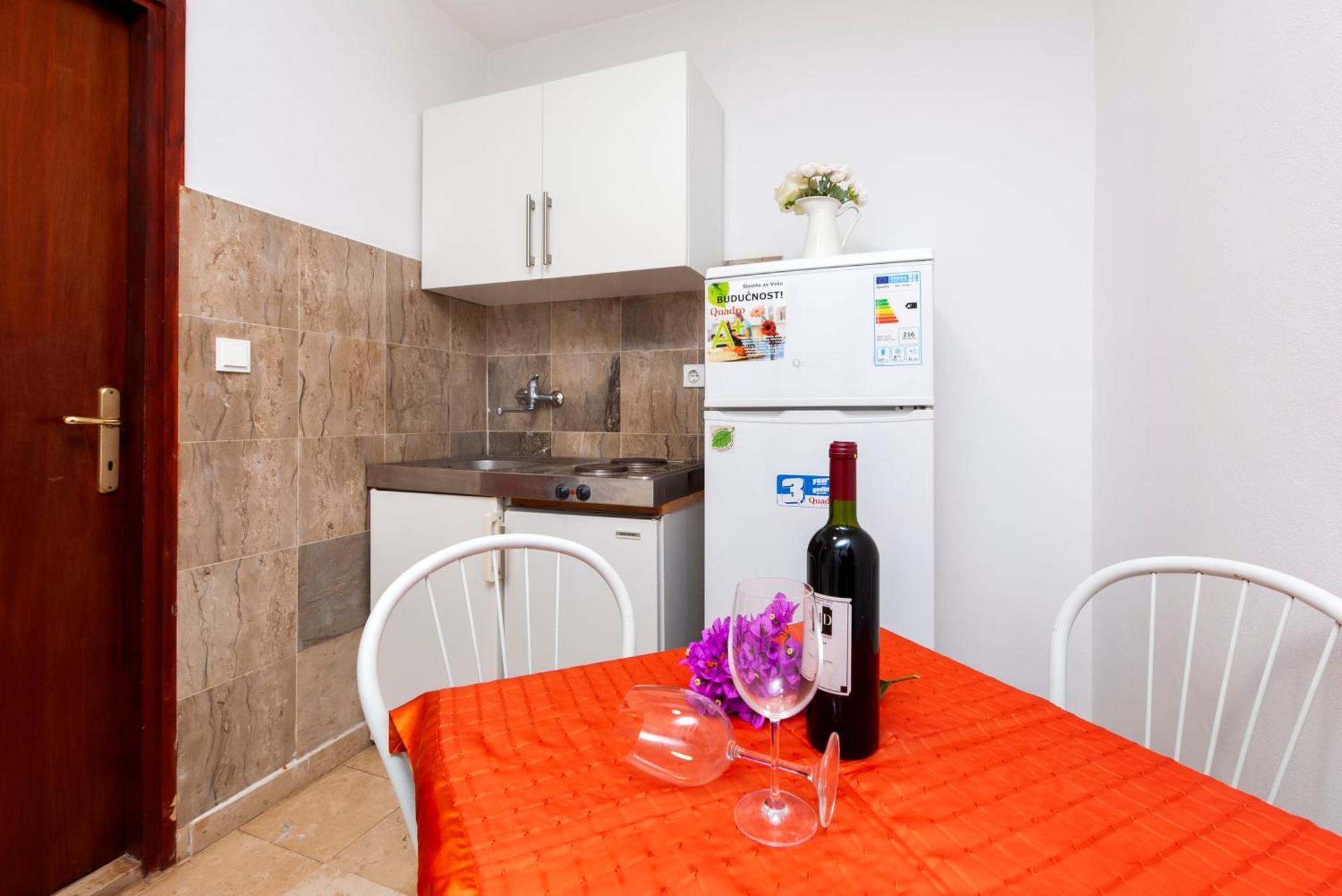 Luna Tsuki Seven Aparthotel Rovinj Kültér fotó