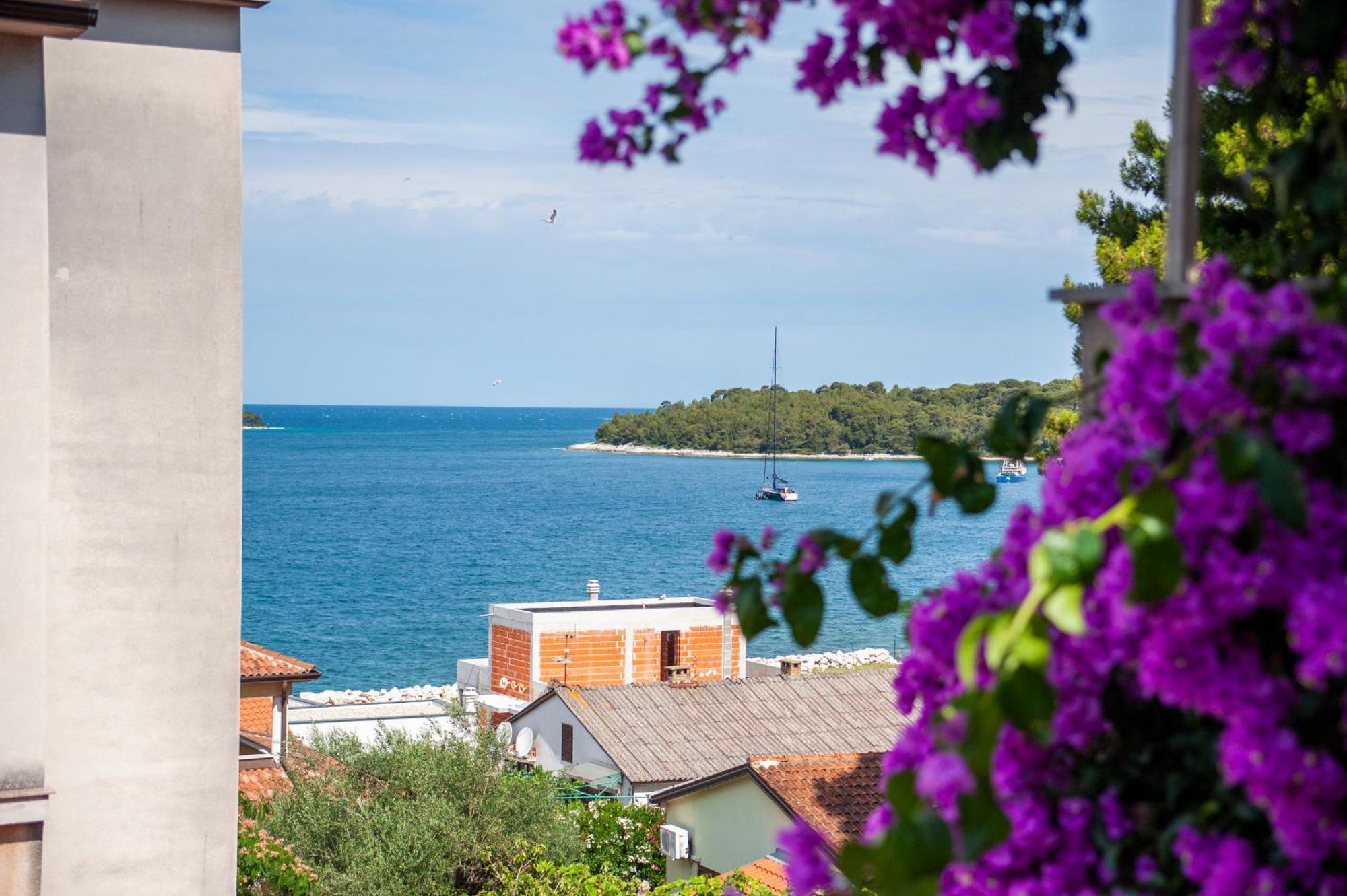 Luna Tsuki Seven Aparthotel Rovinj Kültér fotó